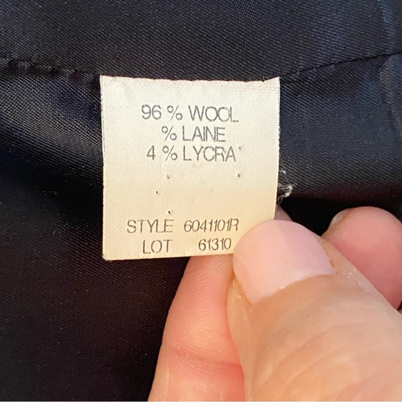 THEORY Single Breasted Two Button Cropped Blazer Jacket in Black Size 10 - Picture 8 of 9